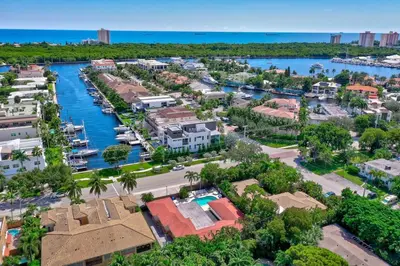 an aerial view of a city with a marina at Waterfront Unit #2 20 Min Walk to Beach and Shops in Fort Lauderdale