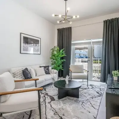 Classy 2BR-2BA Oasis Beach Pool Parking EV Station
