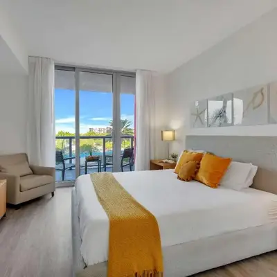 Great views Apartment with Pool & Balcony