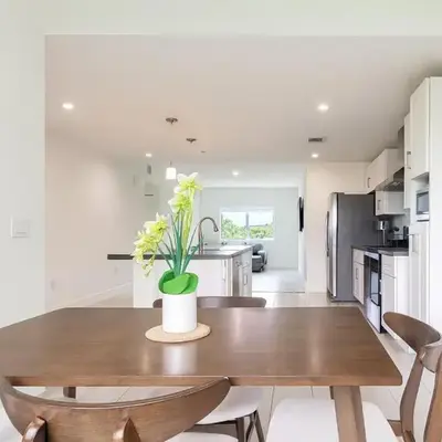 Stylish 3BR Apartment