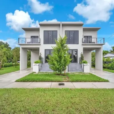 Sandra's Place - Family - Entire 8BR-6BA