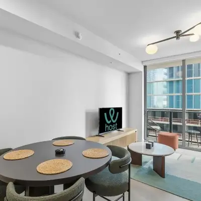Central Downtown Condo with Pool and Gym