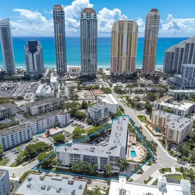 Le Frontenac in Sunny Isles unit 402 STR-03003