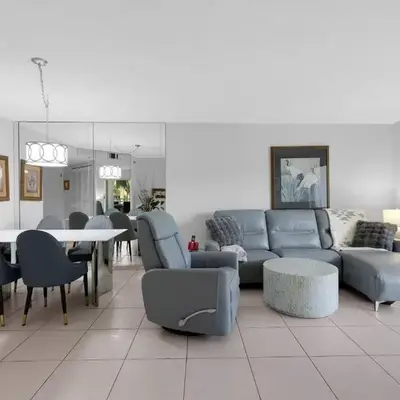 Le Frontenac 413 STR-03005