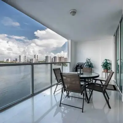 Le Marina Bay 1006 STR-01435