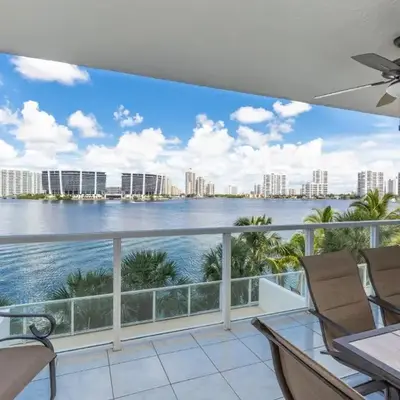 Le Marina Bay 409 STR -02439