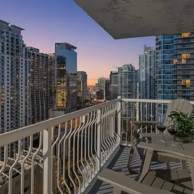 Sky-High Luxury 3BR with Stunning Brickell City & Bay Views
