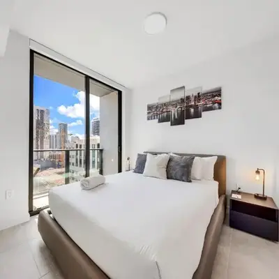 Downtown Miami - Luxury Condo with City Views