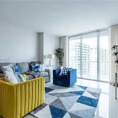 Miami Getaway in Icon Brickel 1BR in Downtown Miami
