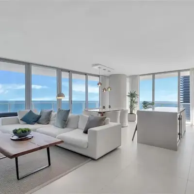 Prime Oceanfront 3BR Mansion in the Sky