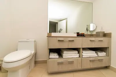 Gallery image of LYFE 4111 S Ocean dr in Hollywood