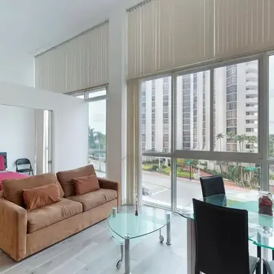 Castle Beach: Rumba Suite