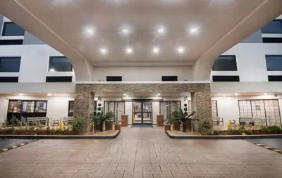 a view of the lobby of a building at Holiday Inn Express and Suites Fort Lauderdale Airport West by IHG in Davie