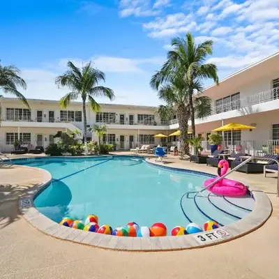 Tradewinds Apartment Hotel Miami Beach