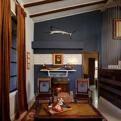 The Captain's Quarters - Home & Guesthouse