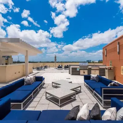 4 BDR Sweeping Bayfront Elegance