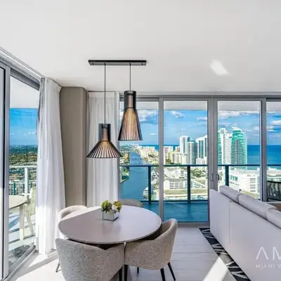 Relaxing Getaway with Intracoastal Views