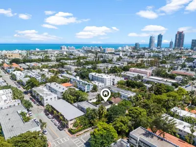 an aerial view of a city with buildings at villa venezia bb in Miami Beach