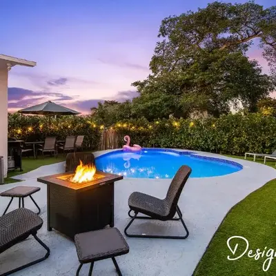 4BR retreat w heated pool backyard BBQ grill