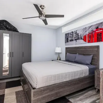 AMAZING 2BR 2BA NEWLY RENO BEACHFRONT APT W/BEACH VIEW