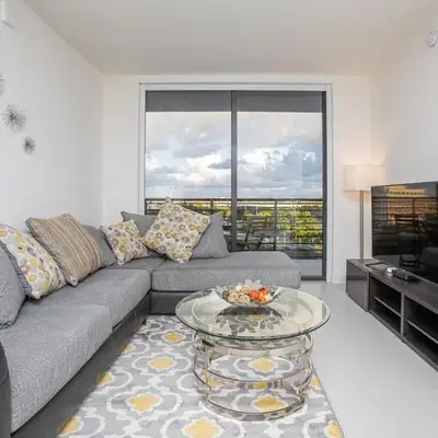Luxury 2BD Apartment in Downtown Doral