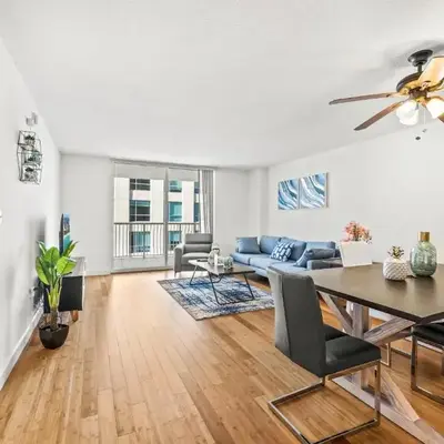 Luxury 1 Bedroom Apartment • Brickell • City and Ocean View