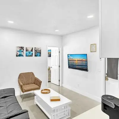 Boutique One Bdrm Close To Aventura Mall & Beach