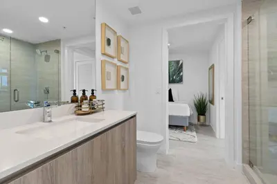 a bathroom with a sink and a toilet and a shower at LUXURY 1 BDRM/1B APT IN MIAMI DESIGN DISTRICT AREA in Miami