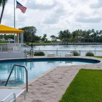 WaterFront 4BR 3B