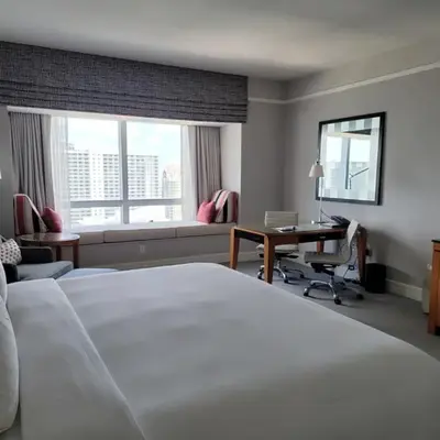 Four Seasons Studio - Privately Owned Unit
