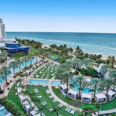 Fontainebleau Hotel Ocean View Fits 6! 1 BED/2 BA