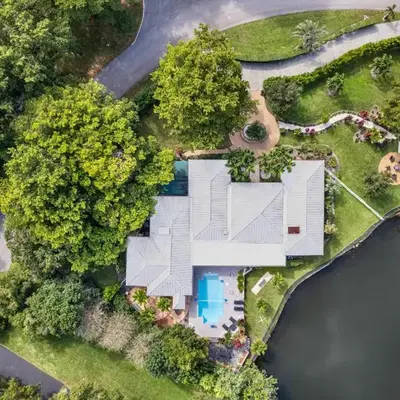 Family villa w heated pool gameroom fire pit
