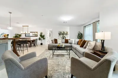 Gallery image of Modern house wpool volleyball court in Davie