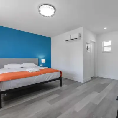 Serene Studio by the Beach with pool - M34