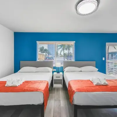 Unit with Balcony and Parking at the beach -M45