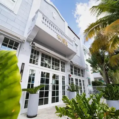 The Julia Hotel