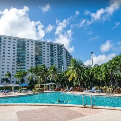 Beautiful Apartment in Sunny Isles STR-01432