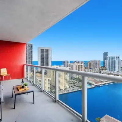 Infinite View Balcony Pool