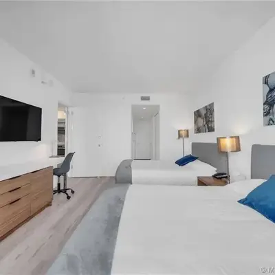 Stylish BeachWalk Studio